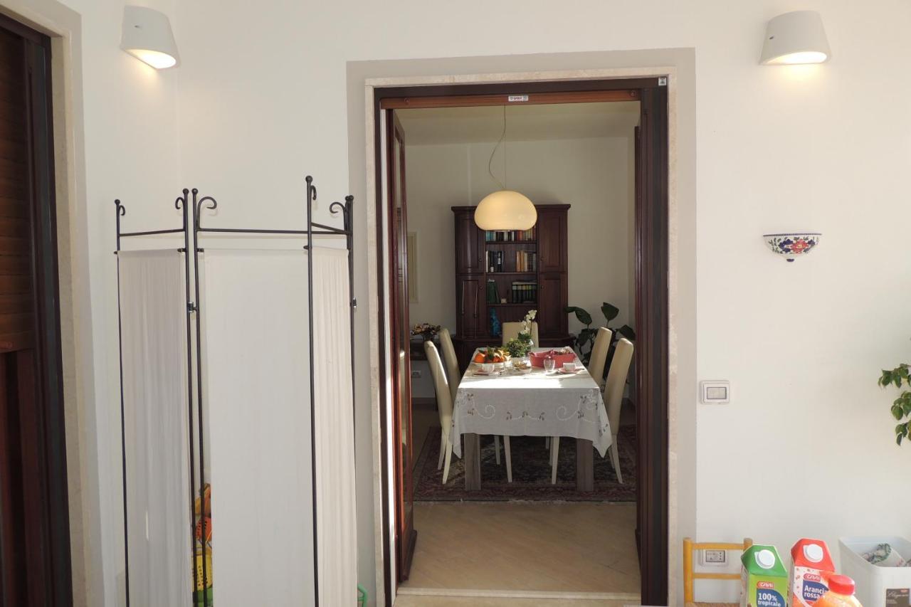 לינה וארוחת בוקר אוריסטאנו La Terrazza מראה חיצוני תמונה