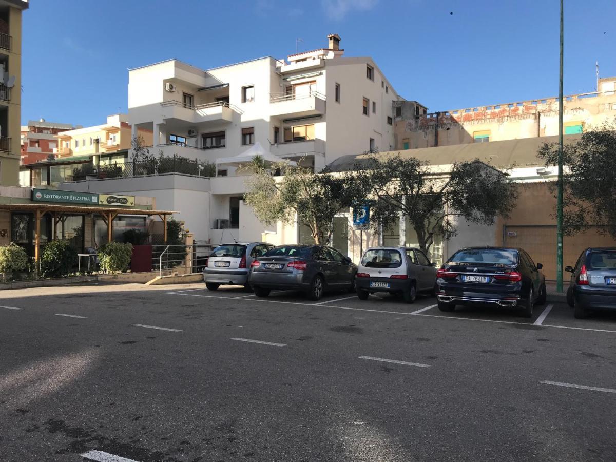 לינה וארוחת בוקר אוריסטאנו La Terrazza מראה חיצוני תמונה