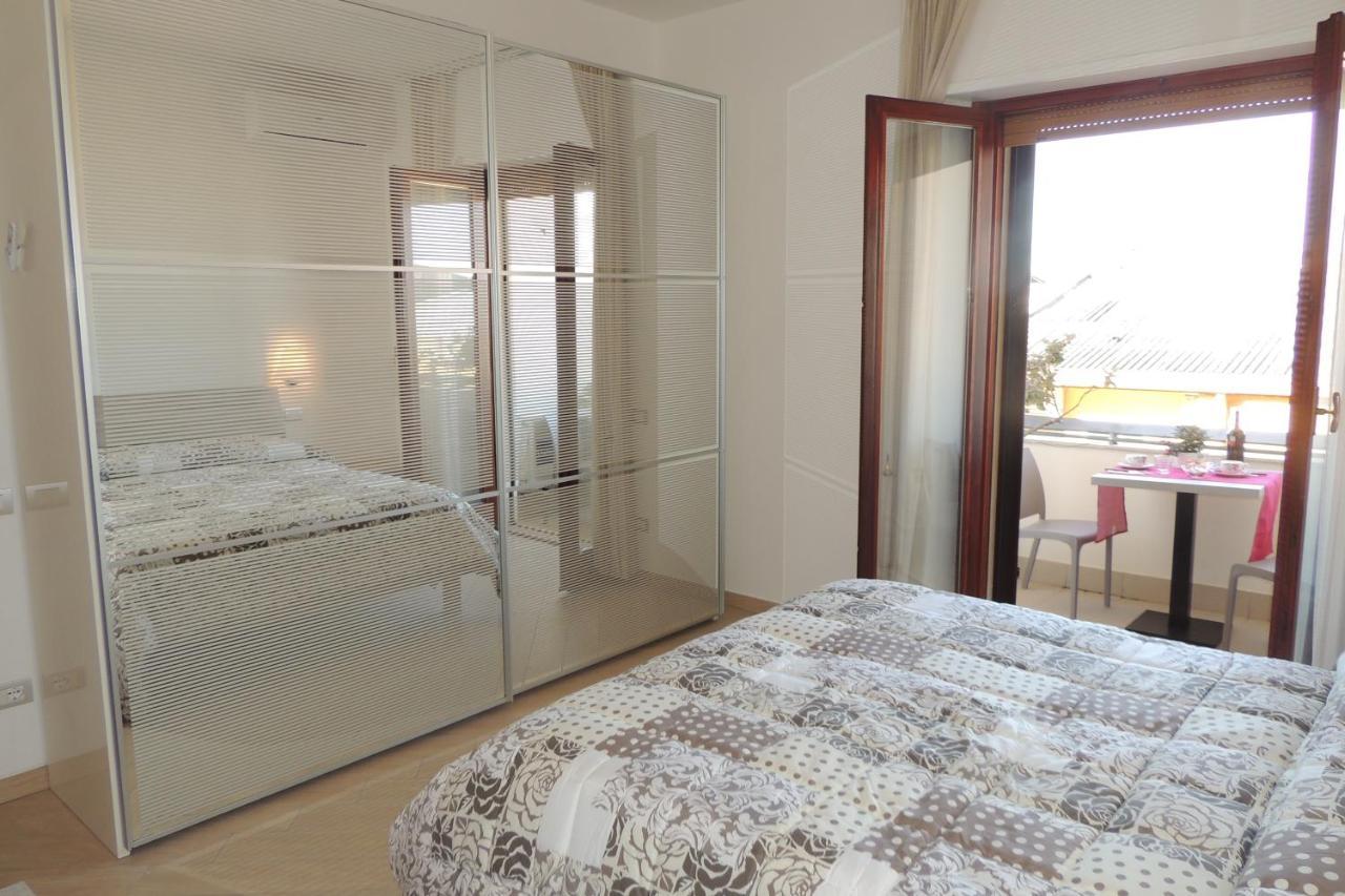 לינה וארוחת בוקר אוריסטאנו La Terrazza מראה חיצוני תמונה