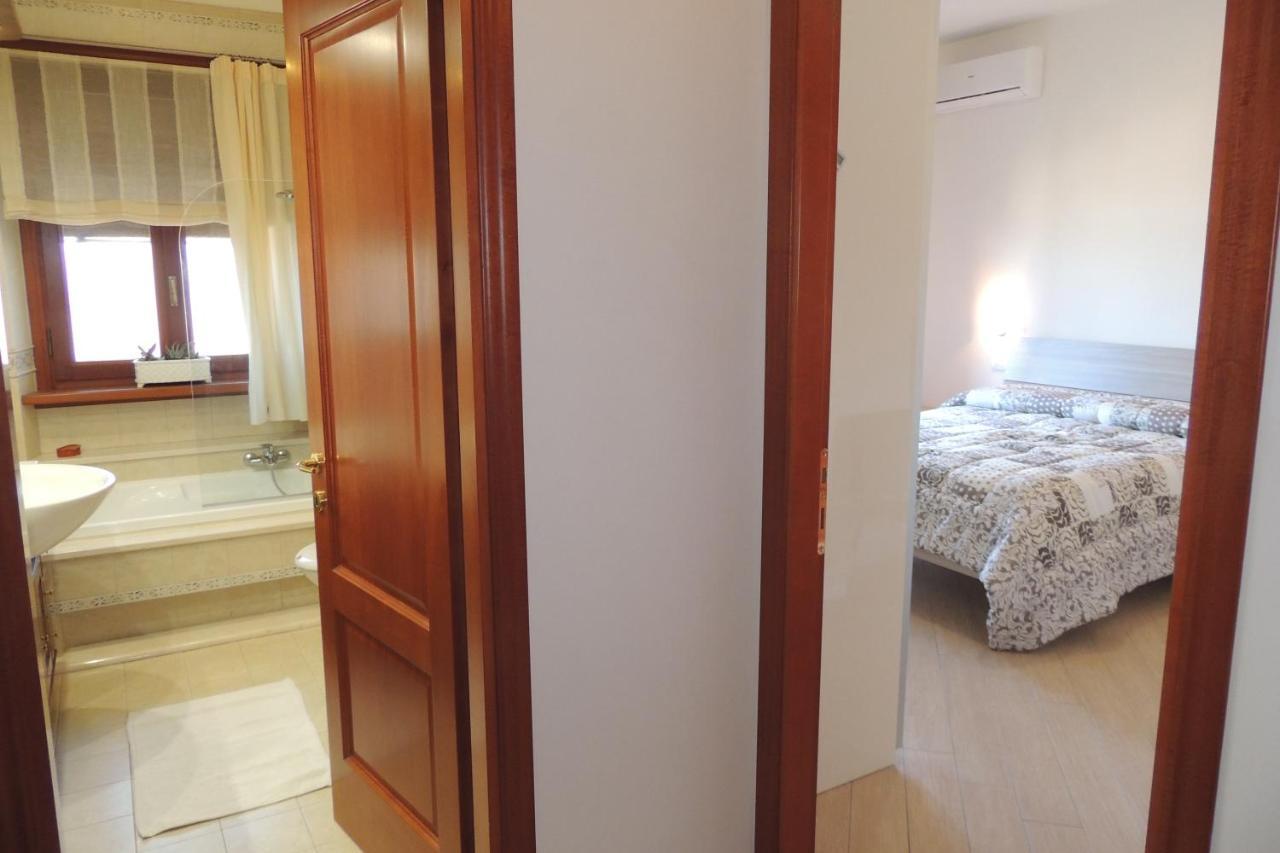 לינה וארוחת בוקר אוריסטאנו La Terrazza מראה חיצוני תמונה